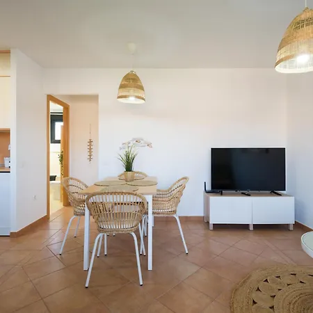 Апартаменты Private Terrace Majanicho Garden - Pool Ла-Олива